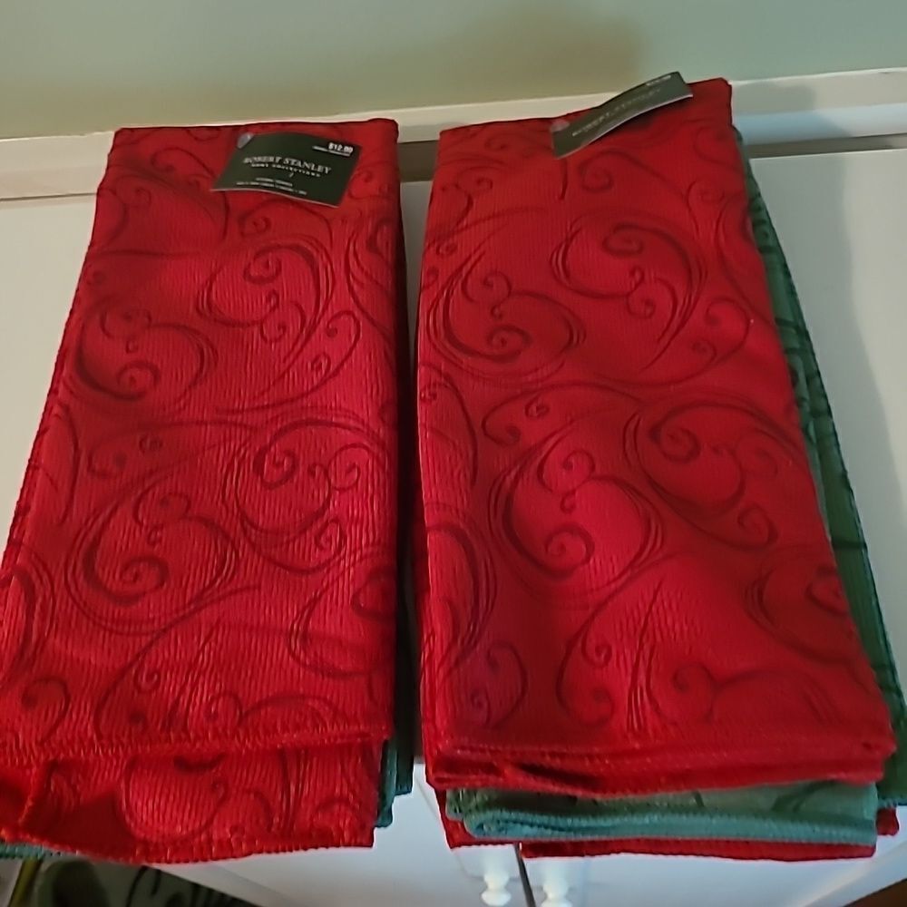 Robert Stanley  Home Collection Towels
